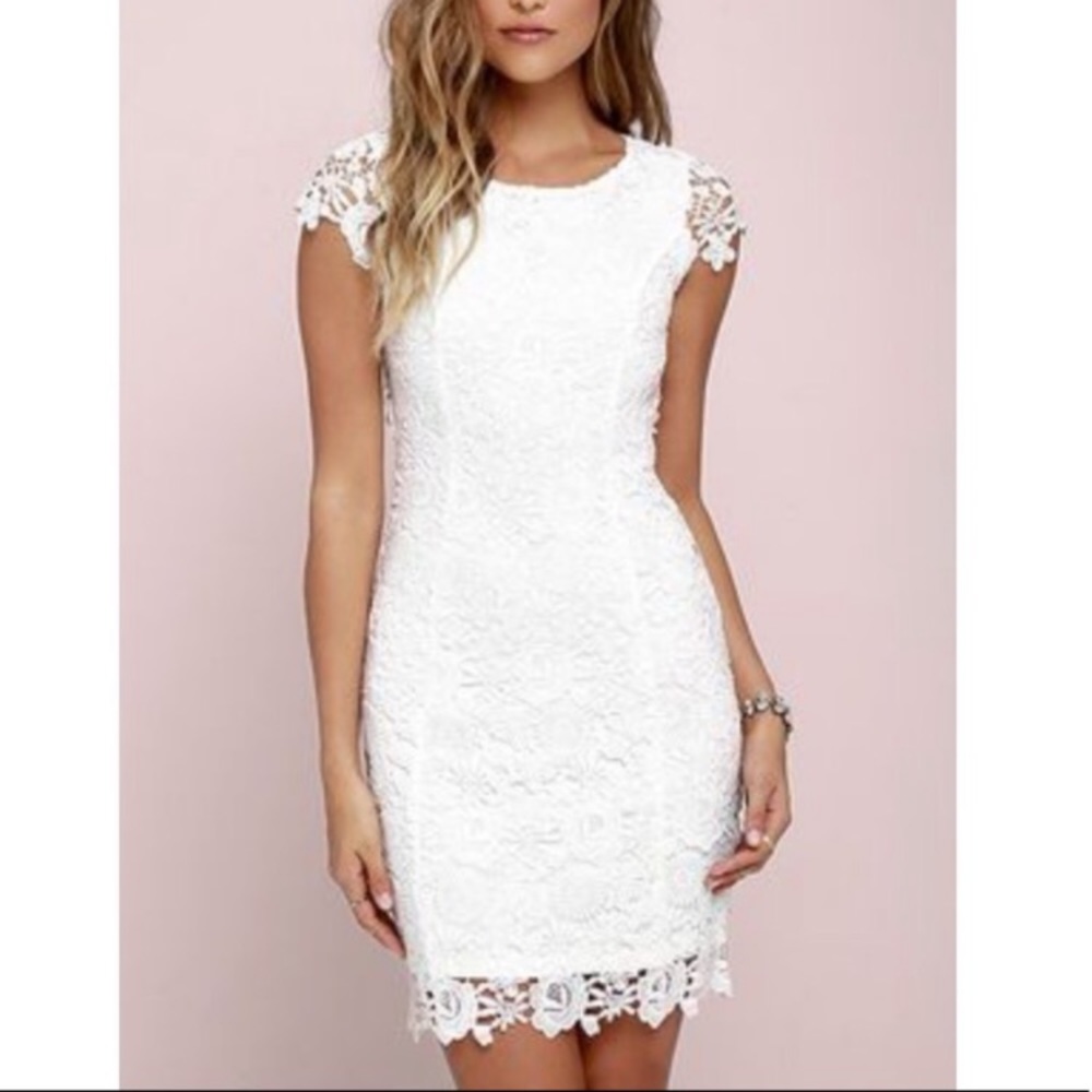 White lace backless size Sm LULUs lace dress